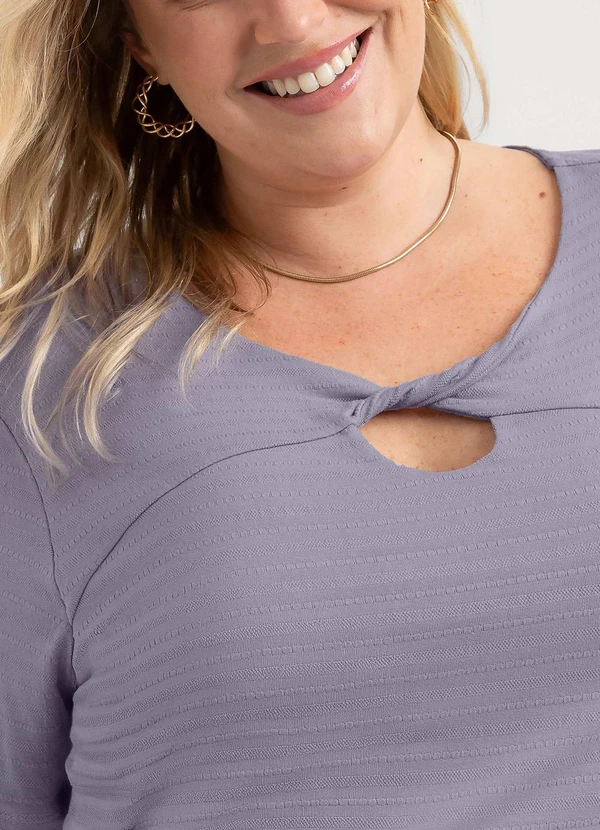Habana - Blusa Plus Size em Viscose  Roxo 3