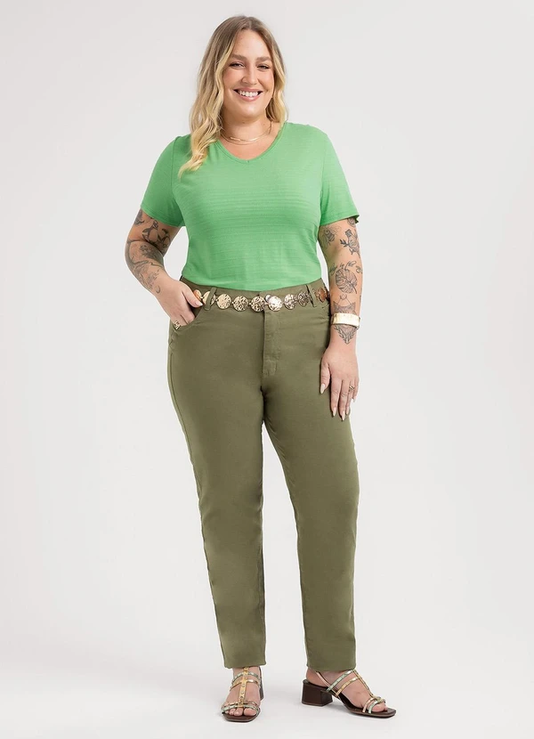 Habana - Blusa Plus Size em Viscose Verde 3