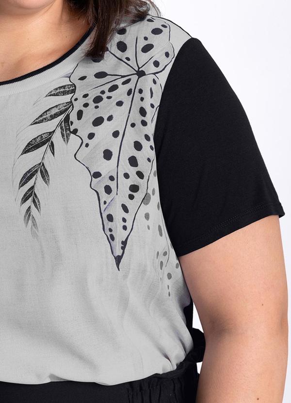 Lunender Mais Mulher - Blusa Plus Size Estampada com Retilínea Preto 5