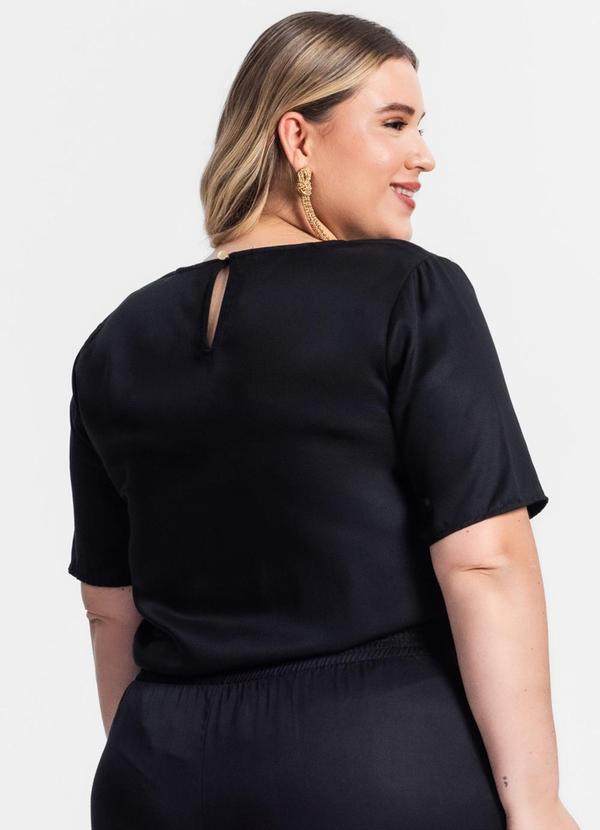 Secret Glam - Blusa Plus Size Manga Curta Preto 2