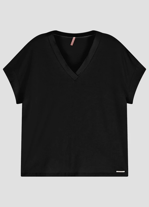 Cereja Rosa - Blusa Plus Size Viscose Light Decote V Preto