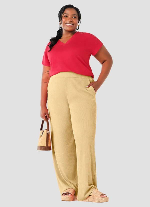 Cereja Rosa - Blusa Plus Size Viscose Light Decote V Vermelho