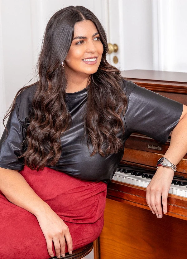 Marguerite - Blusa Preta em Cirrê 9