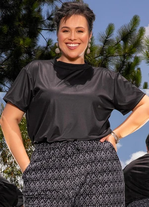 Marguerite - Blusa Preta em Malha Acetinada - MARGUERITE