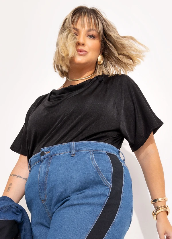 Marguerite - Blusa Preta em Malha com Elastano 11