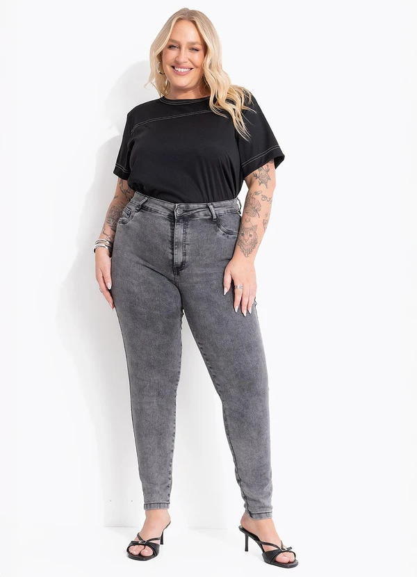 Marguerite - Blusa Preta em Malha de Poliéster 3