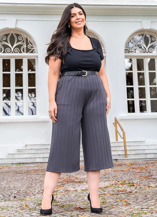 Marguerite - Blusa Preta em Malha Encorpada 11