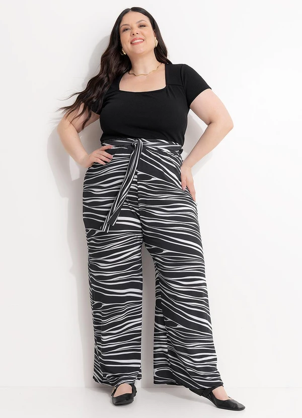 Marguerite - Blusa Preta em Malha Encorpada 7