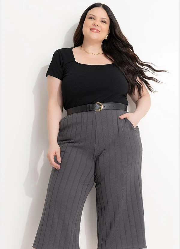 Marguerite - Blusa Preta em Malha Encorpada 5