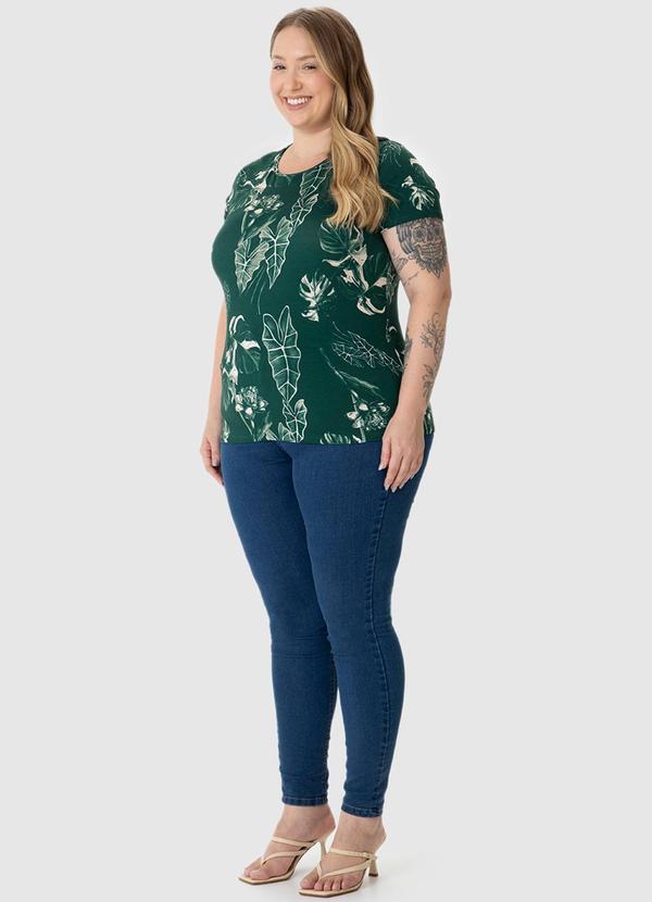 Malwee - Blusa Tropical em Malha Plus Verde 3