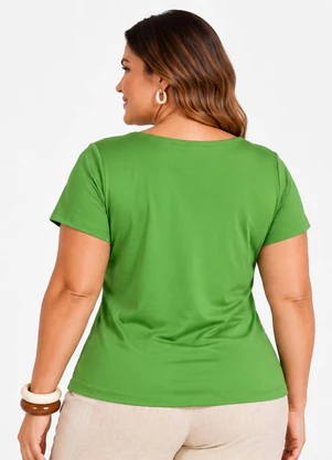 Secret Glam - Blusa Verão Plus Size em Malha Soft Verde - SECRET GLAM