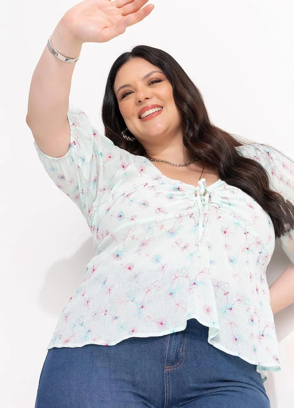 Marguerite - Blusa Verde Claro em Tecido Plano Bordado 2
