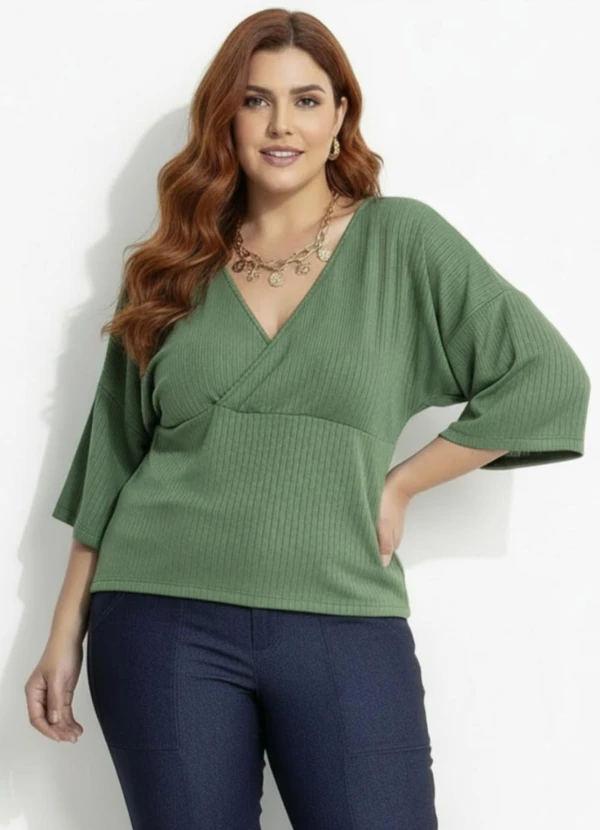 Marguerite - Blusa Verde em Malha de Viscose Creponada