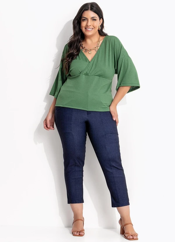 Marguerite - Blusa Verde em Malha de Viscose Creponada 8