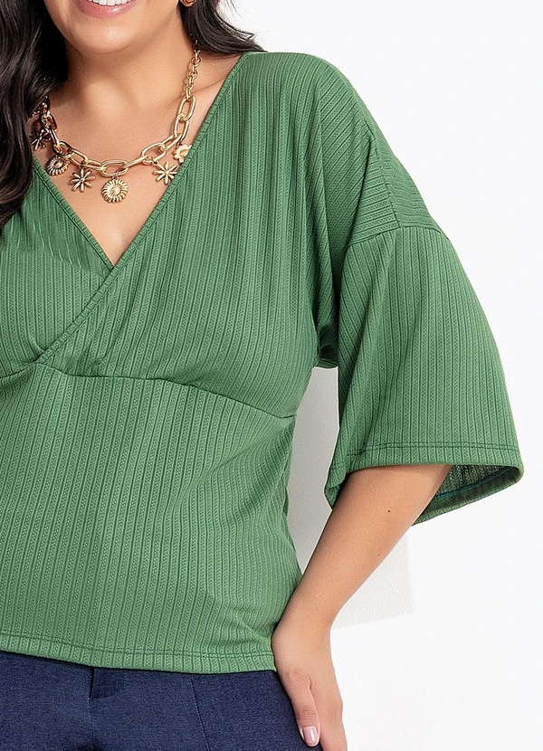Marguerite - Blusa Verde em Malha de Viscose Creponada 10