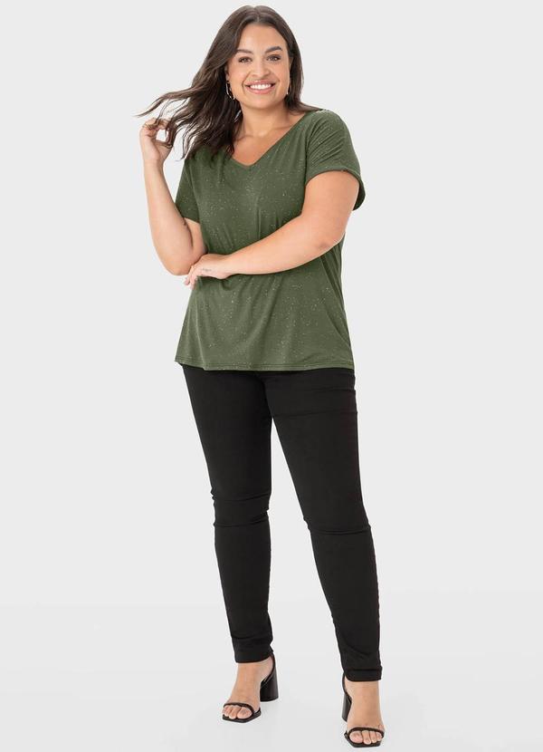 Malwee Plus - Blusa Verde Militar Mullet em Viscose Conforto 1