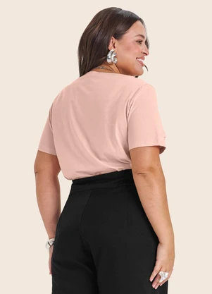 Infinita Cor - Camisa Feminina com Estampa Plus Size Rosa - INFINITA COR