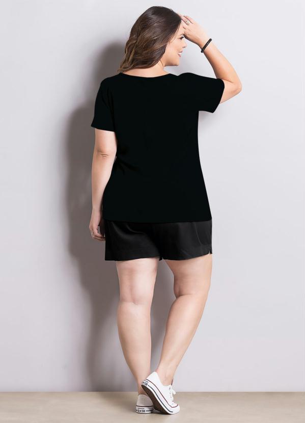 Marguerite - T-Shirt Marguerite Preta Plus Size 4