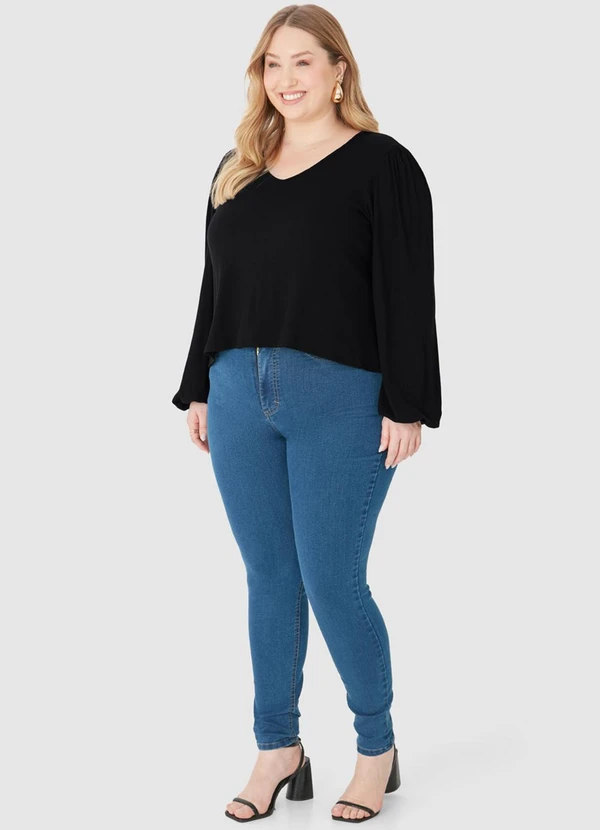 Malwee - Blusa Ampla Canelada Plus Preto 3