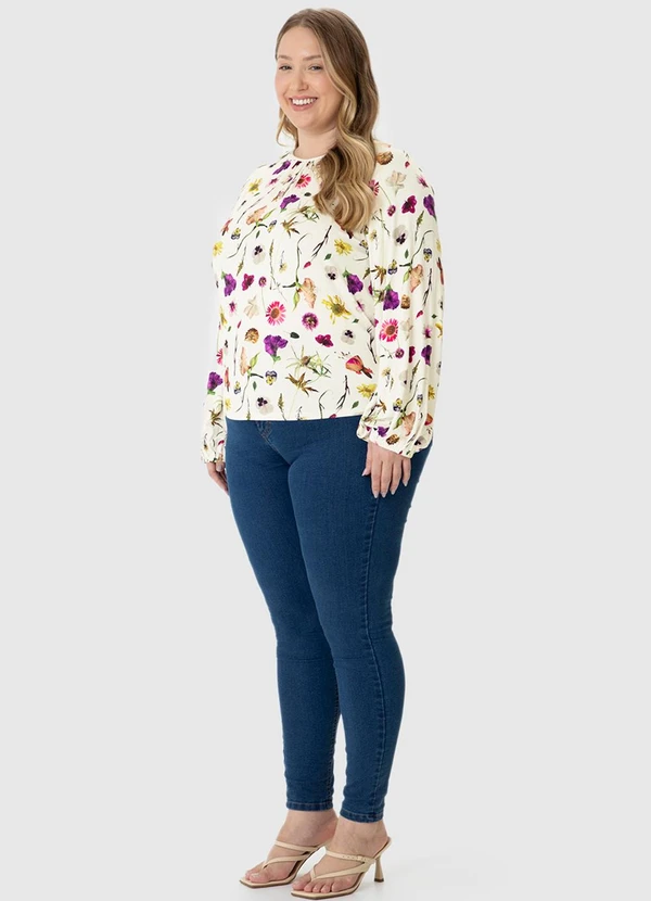 Malwee - Blusa Ampla Floral em Viscolinho Bege 3