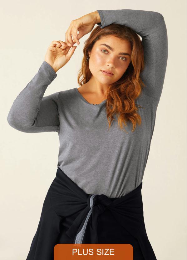 Malwee Plus - Blusa Cinza Escuro em Viscose