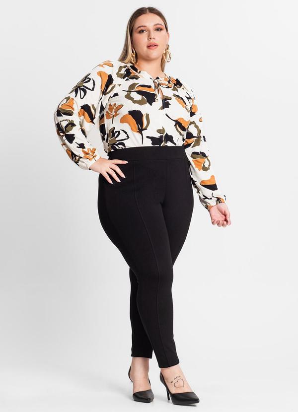 Secret Glam - Blusa Estampada Manga Longa Plus Size Bege 3