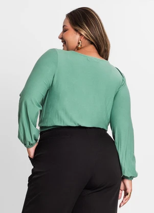 Secret Glam - Blusa Feminina Plus Size em Viscose Verde - SECRET GLAM