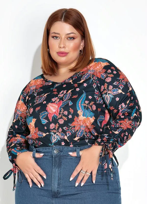Marguerite - Blusa Floral Preta com Amarração Plus Size