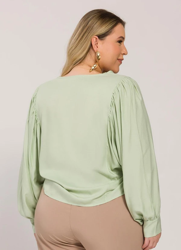 Lisamour - Blusa Manga Longa com Pregas nos Ombros Verde 2