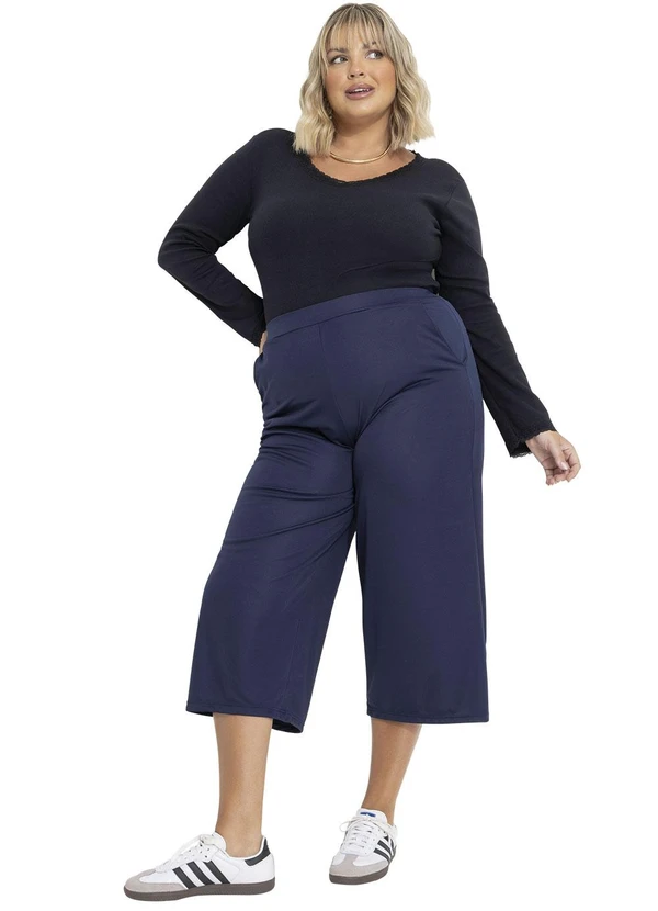 Marguerite - Blusa Manga Longa Preta Plus Size 4