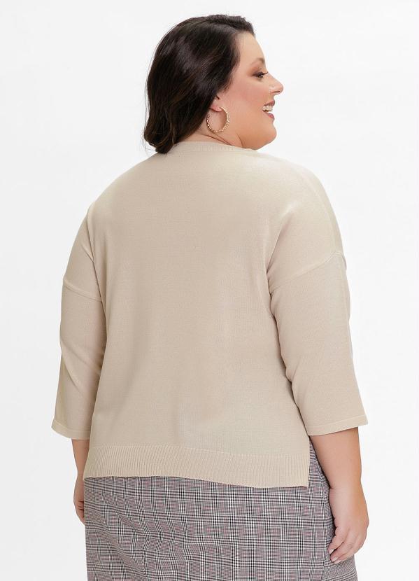 Outlet - Blusa Plus Size Bege com Mangas 7/8 2