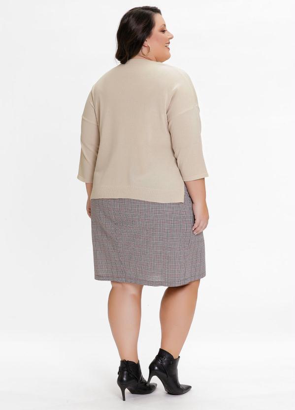 Outlet - Blusa Plus Size Bege com Mangas 7/8 4