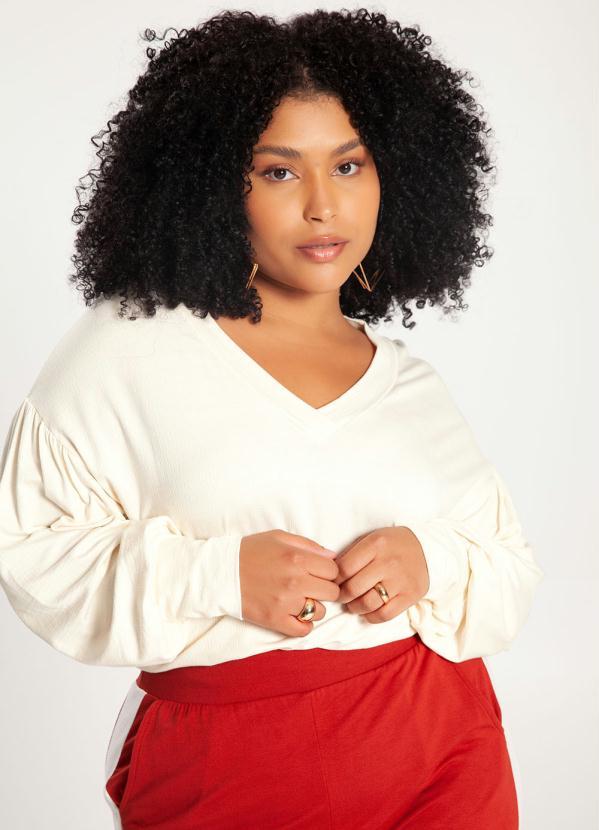 Lunender Mais Mulher - Blusa Plus Size em Malha Off White 1