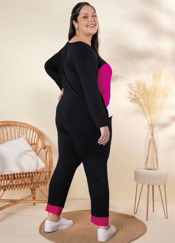Outlet - Blusa Plus Size Preta/Rosa/Branca com Recortes 2