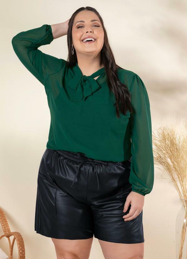 Blusa Plus Size (Verde Musgo) com Gola Lao