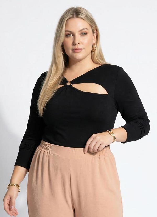 Blusa (Preta) em Malha Suede Macia