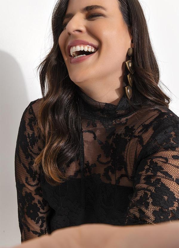 Marguerite - Blusa Preta em Renda 10
