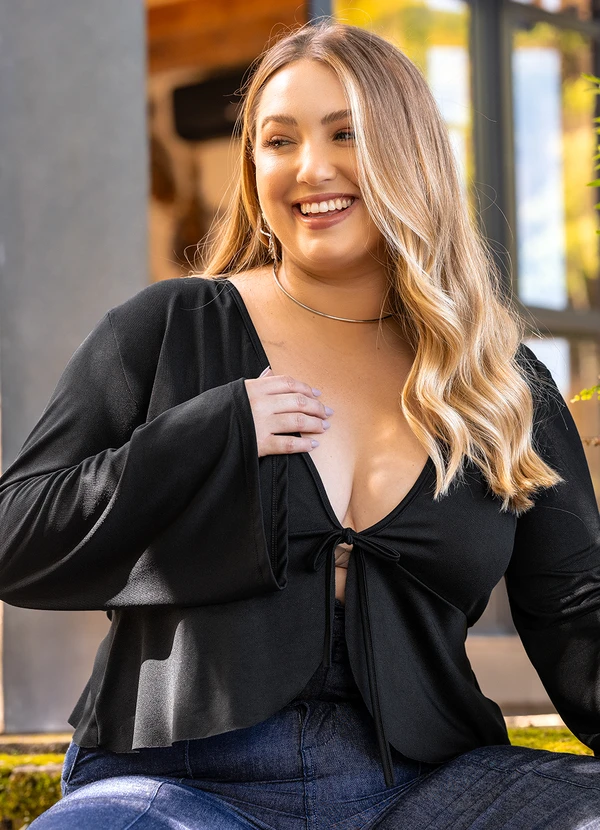 Marguerite - Blusa Preto em Malha Crepe 6