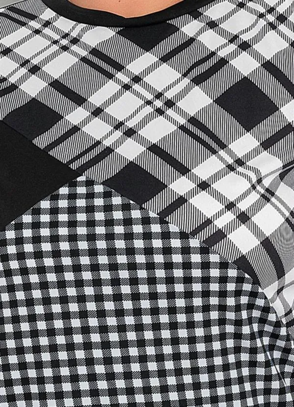 Marguerite - Blusa Xadrez e Preta com Recortes Plus Size 3