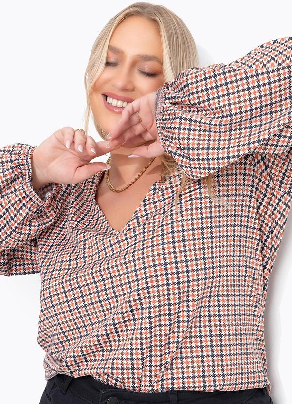 Blusa (Xadrez Marrom) em Malha Fria