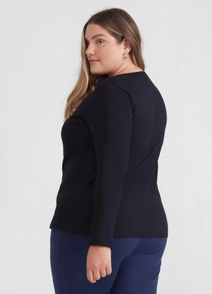 Basicamente - Camiseta Básica Manga Longa Plus Feminina Preto - BASICAMENTE