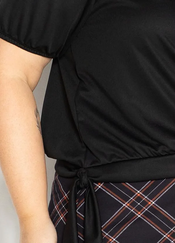 Marguerite - Blusa Preta Decote Ombro a Ombro Plus Size 3