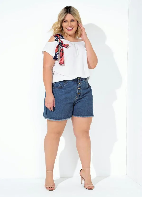 Marguerite - Blusa Branca com Decote Assimétrico Plus Size 4