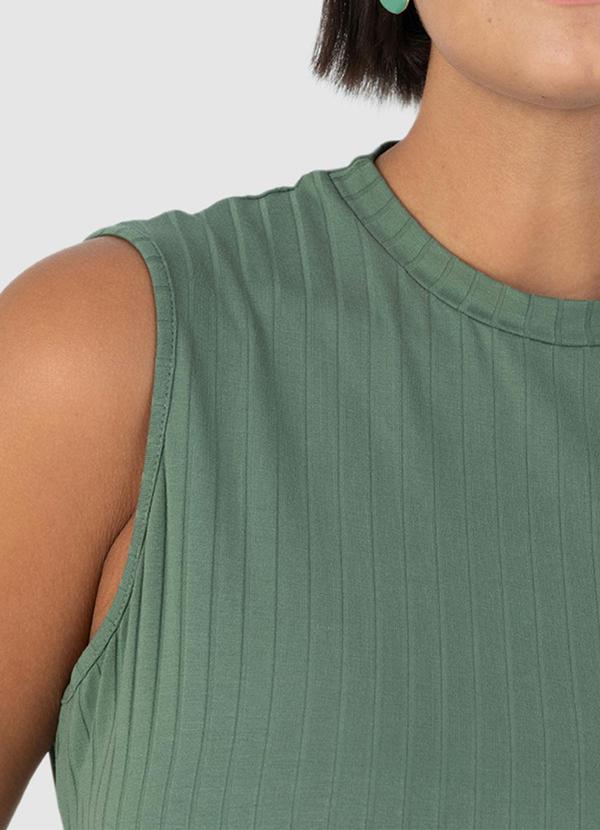 Malwee - Blusa Canelada Feminina Verde Militar 2