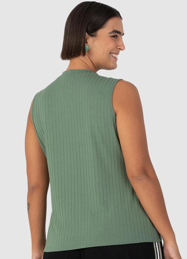 Malwee - Blusa Canelada Feminina Verde Militar 3