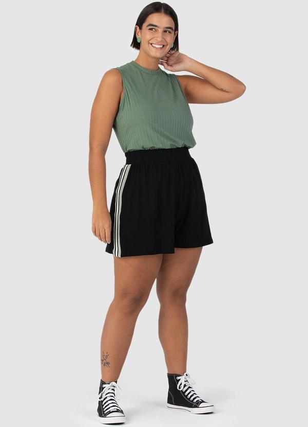 Malwee - Blusa Canelada Feminina Verde Militar 4