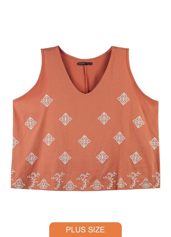 Rezzato - Blusa com Estampado Geométrico Plus Size Marrom