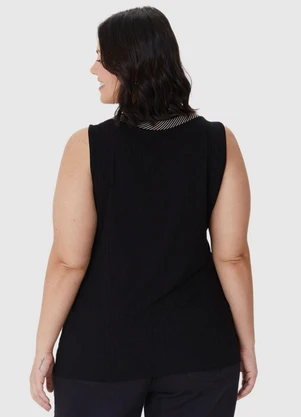 Malwee - Blusa em Malha Canelada Plus Preto - MALWEE