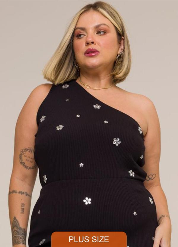 Cess - Blusa Plus Size um Ombro e Bordado Preto 5