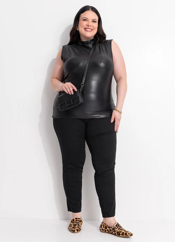 Marguerite - Blusa Preta em Cirrê 8